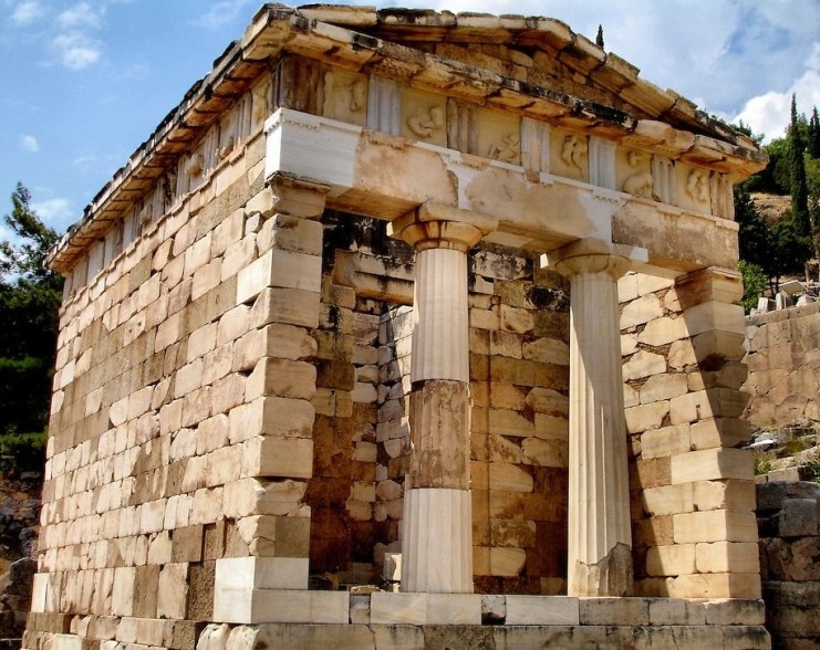 خزينة الاثينيين